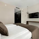 Sea Breeze Private In Marine Apartamento