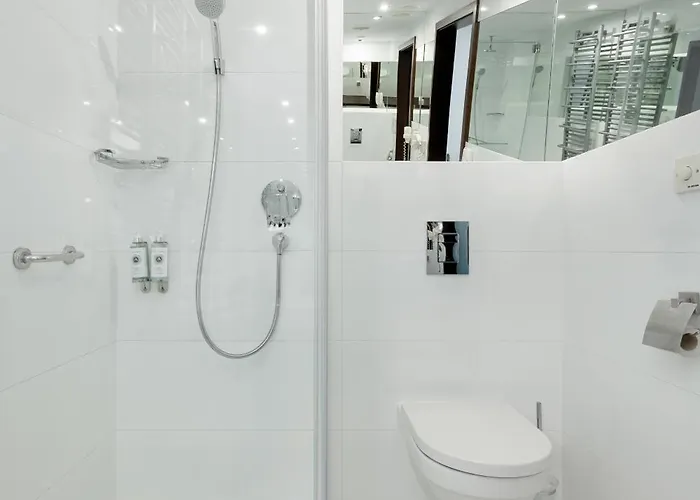 Sea Breeze Private In Marine *