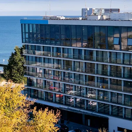 Lägenhet Sea Breeze Prywatny W Marine Przy Plazy Kołobrzeg